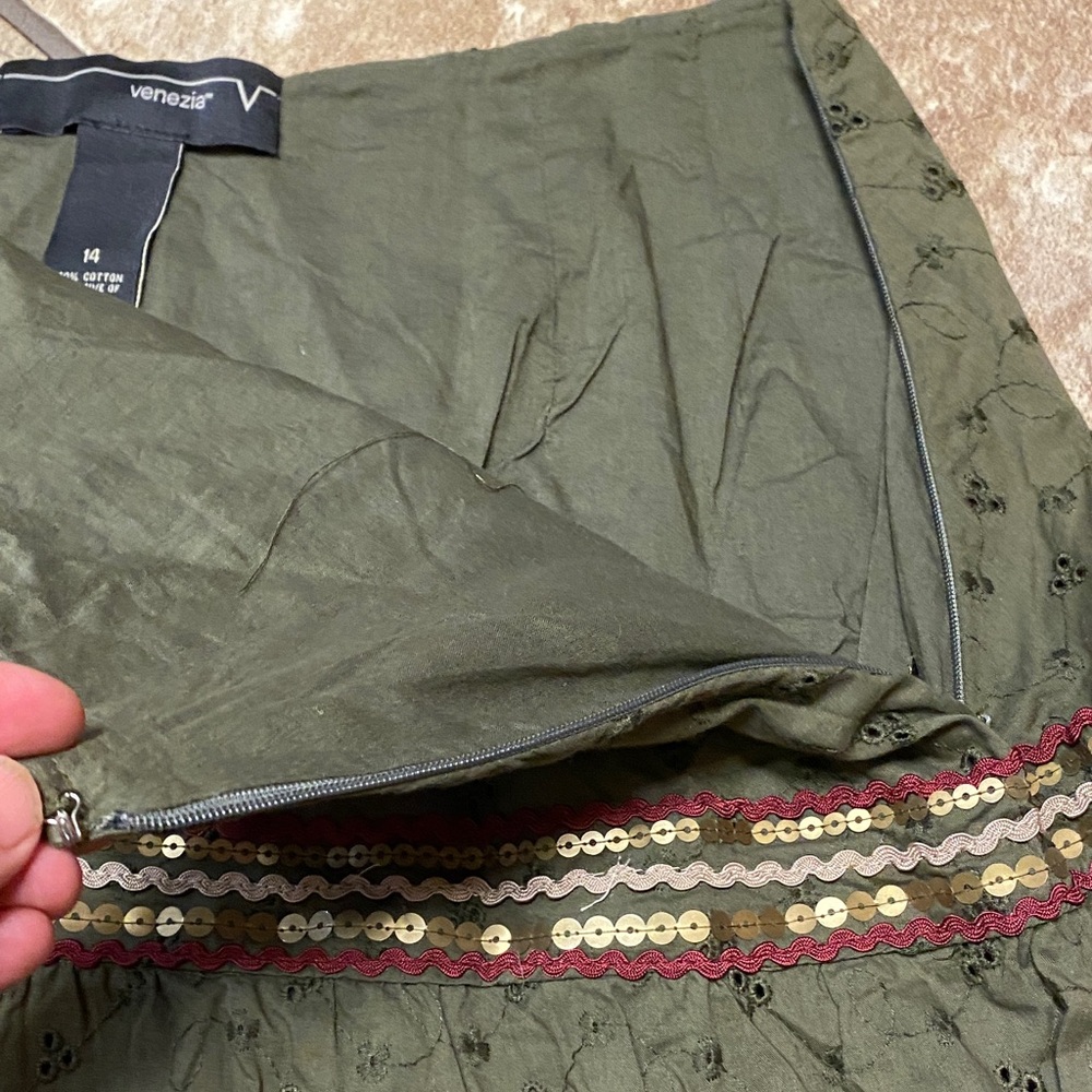 Venezia Olive A-Line Ruffled Skirt with Embellishments Size 14 Collegiate Office - Picture 7 of 11